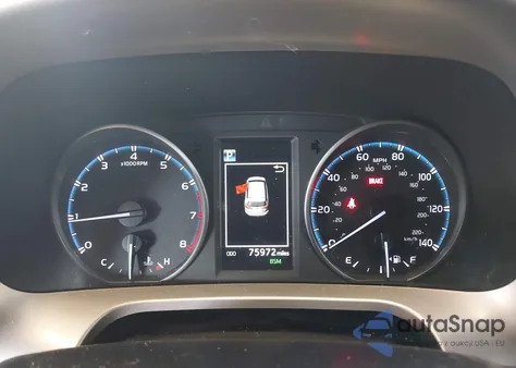 2018 Toyota Rav4 Xle from USA, damaged, VIN JTMRFREV8JJ239046